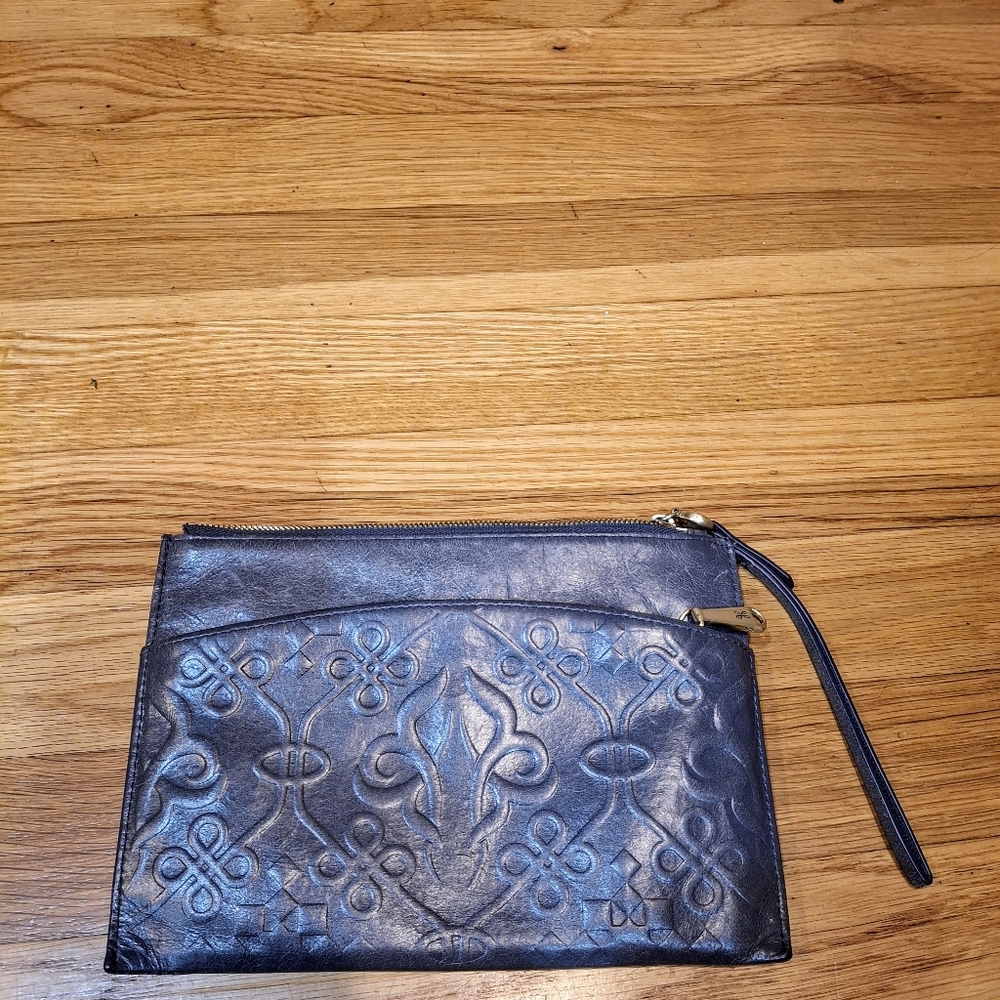 HOBO women's Leather Noha  Embossed Grey Wristlet  / Wallet OS  HOBO
